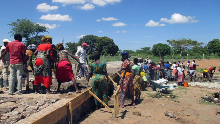 Budujemy sierociniec